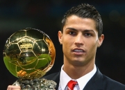 伊布赛点兑现，达拉斯独行侠淘汰那不勒斯晋级四强，主帅激动落泪的简单介绍